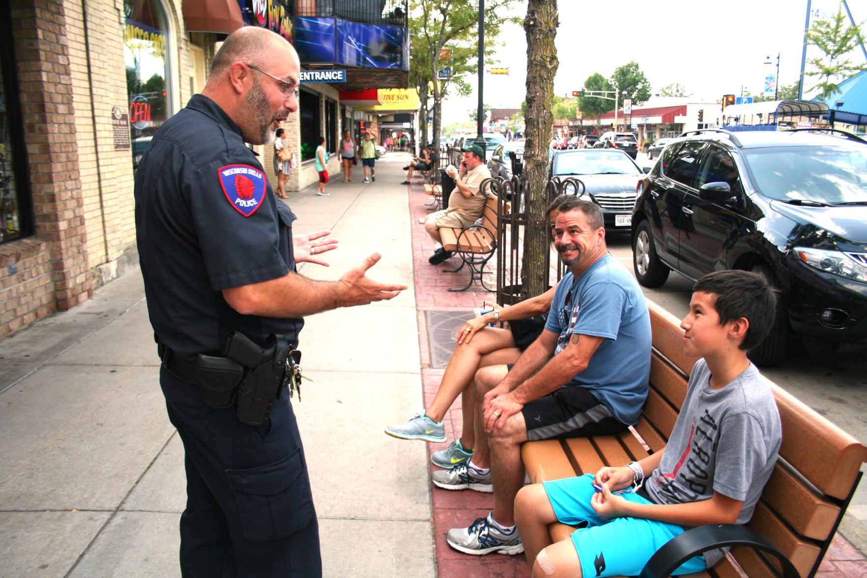 Dells cop on the street